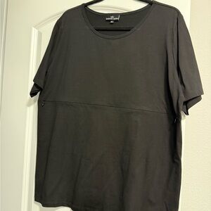 Nursing Queen Black Top